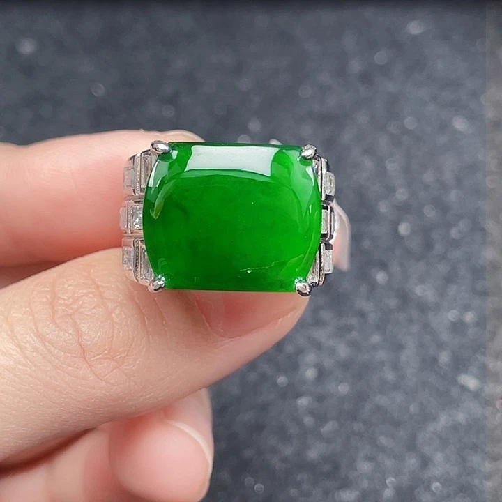 翡翠戒指银S925镶嵌天然a货翡翠没运费险2351