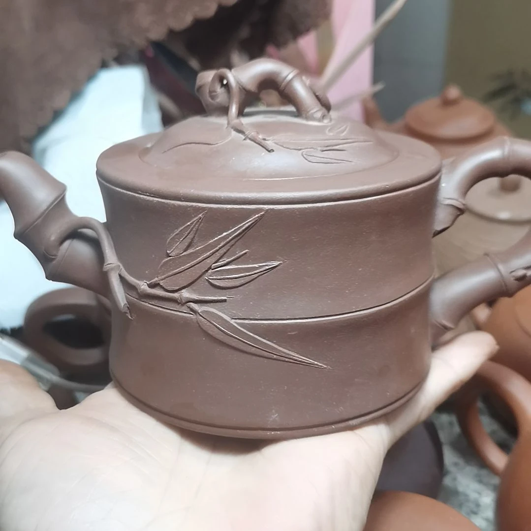 紫砂茶杯军*微瑕有裂痕