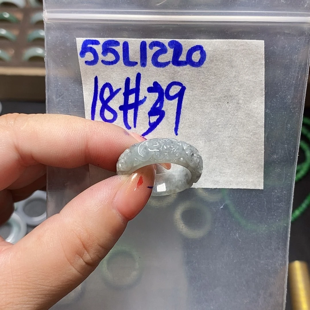 未镶嵌定制翡翠翡翠