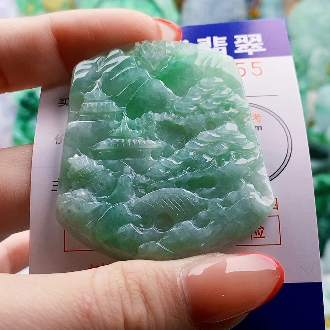 吊坠(不含链)未镶嵌翡翠