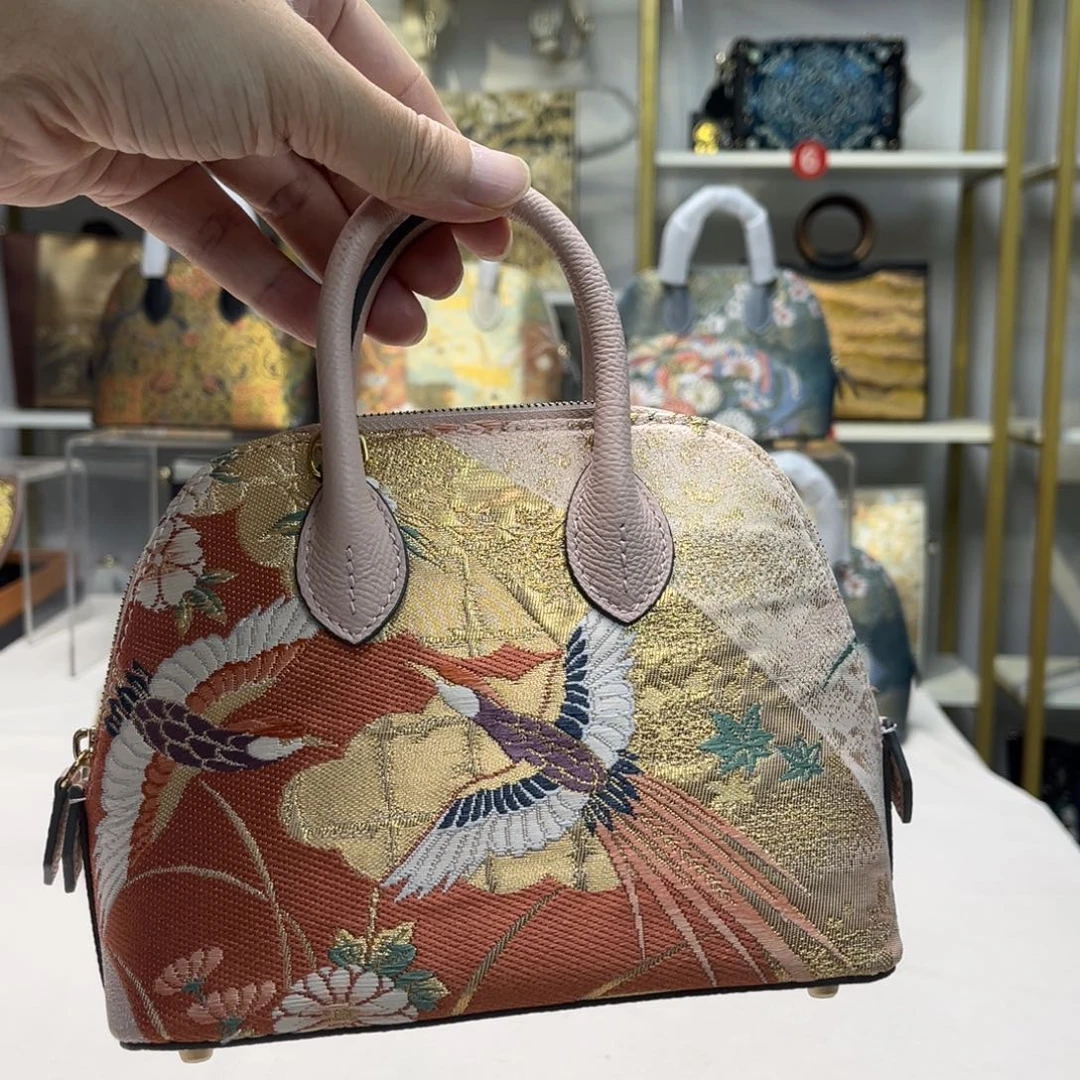 开***心织绣高定浮力大漏
