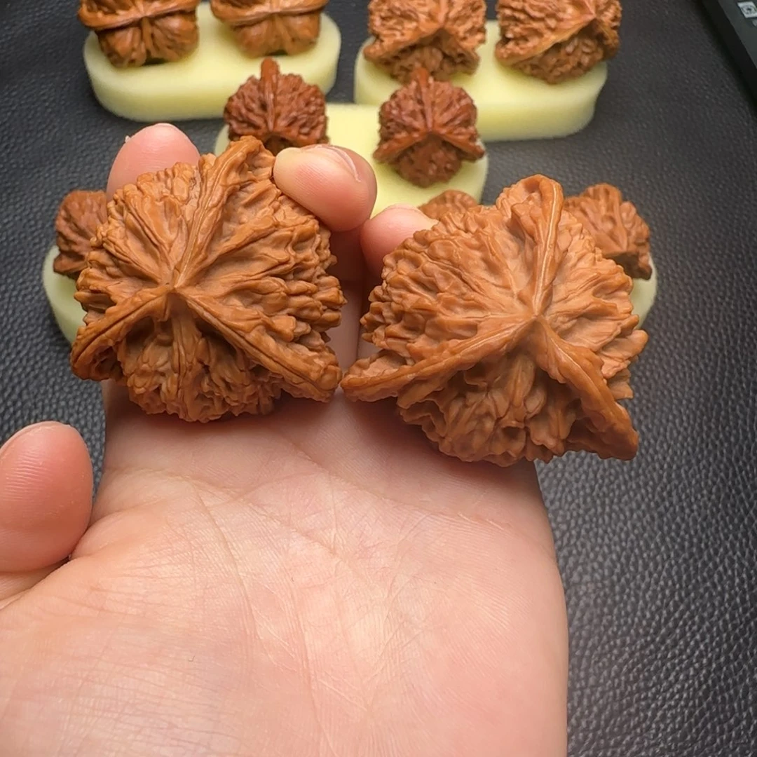把件文玩核桃盘龙纹三棱 43尺寸