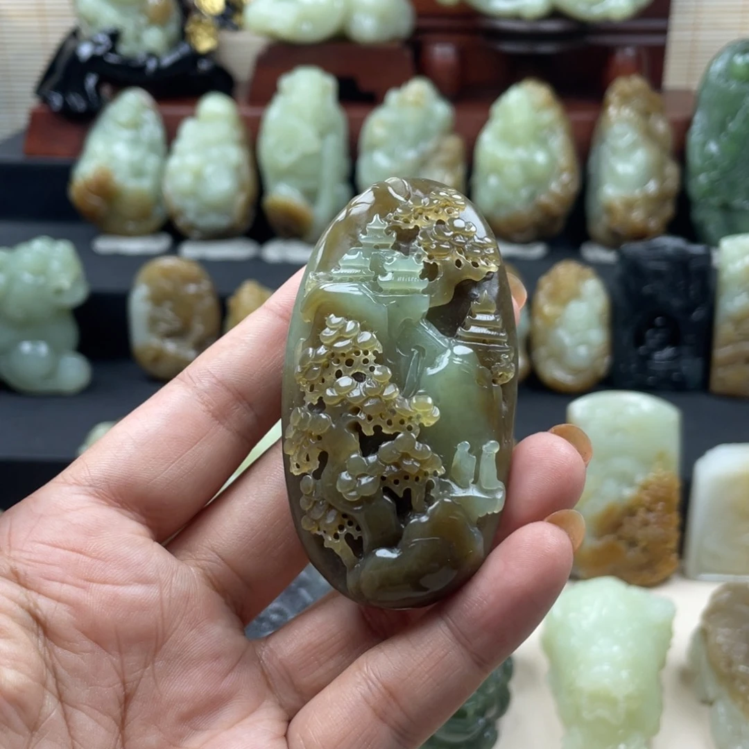 和田玉未镶嵌颈饰