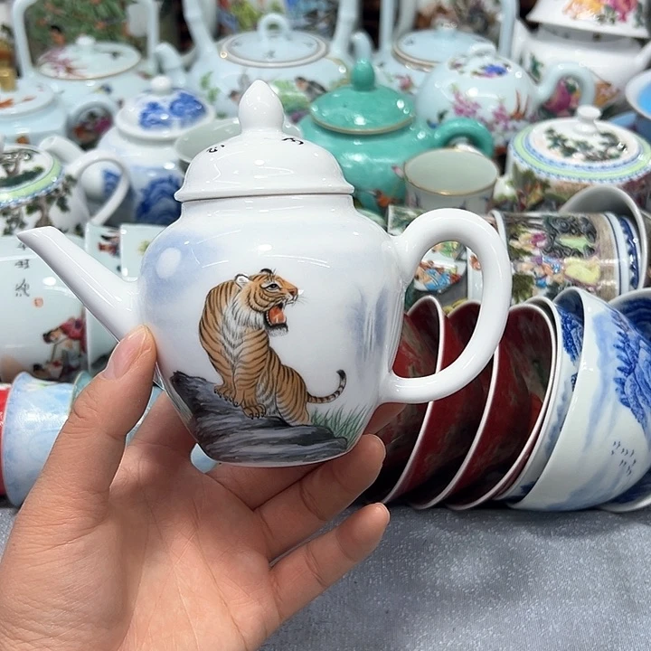 景德镇陶瓷艺术品