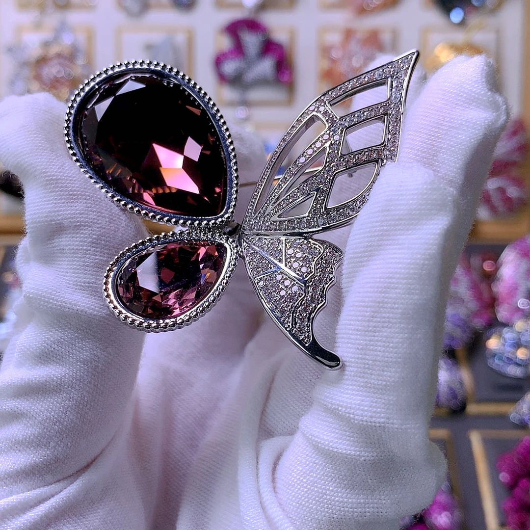 合成立方氧化锆铜胸针胸花