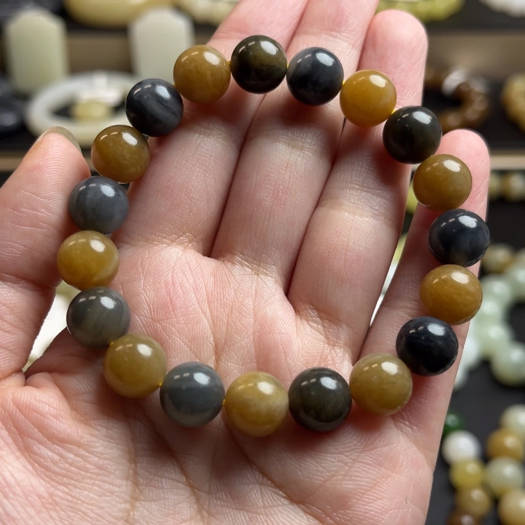 和田玉未镶嵌手串