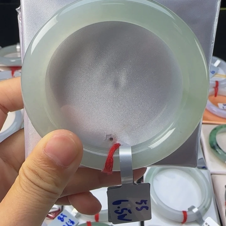 未镶嵌手镯翡翠翡翠手镯