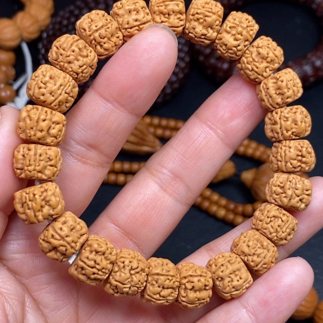 吊坠猴头核桃橄榄猴头