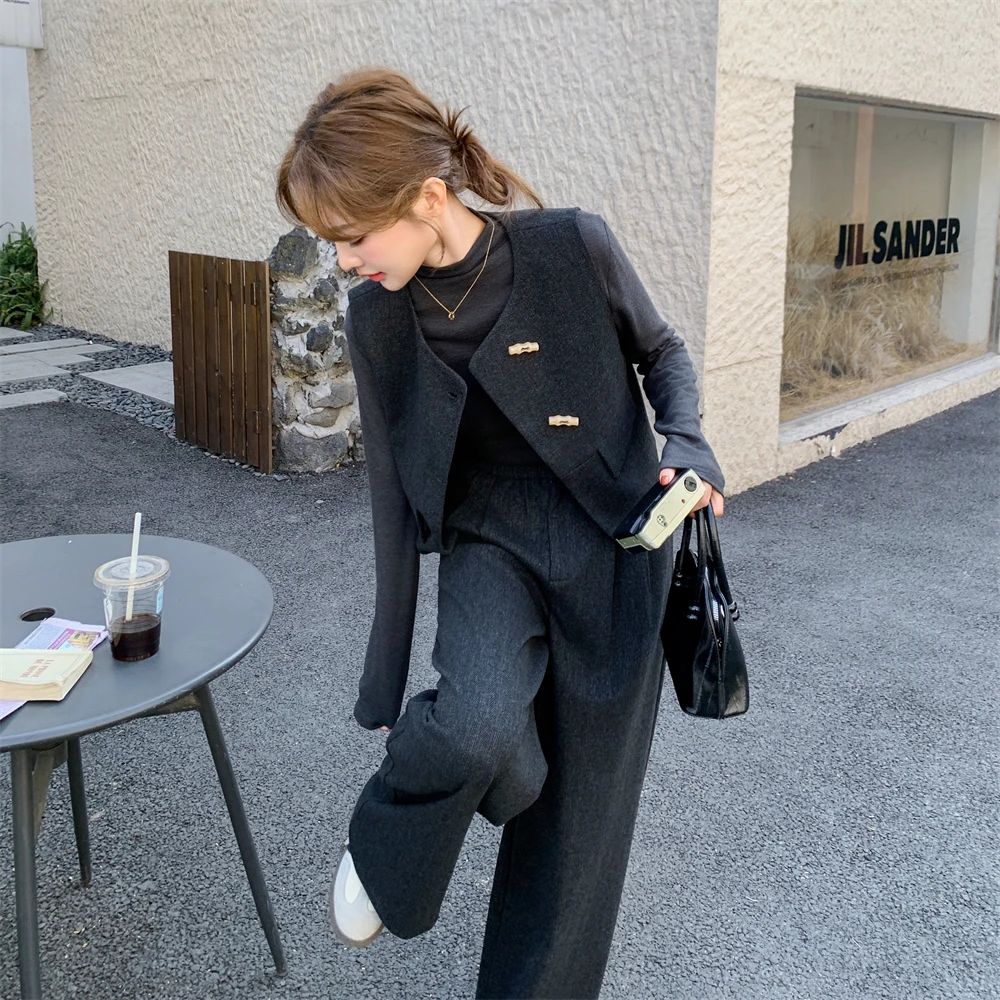 8804高级感马甲套装裤女春秋新款超火流行三件套装小香风爆款韩系