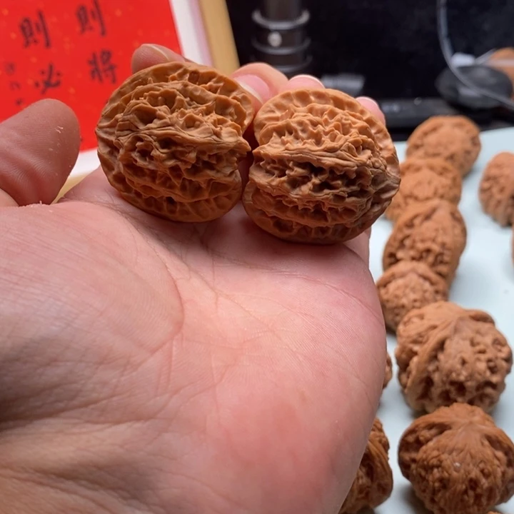 千***℡文玩核桃吊坠38全品苹果园