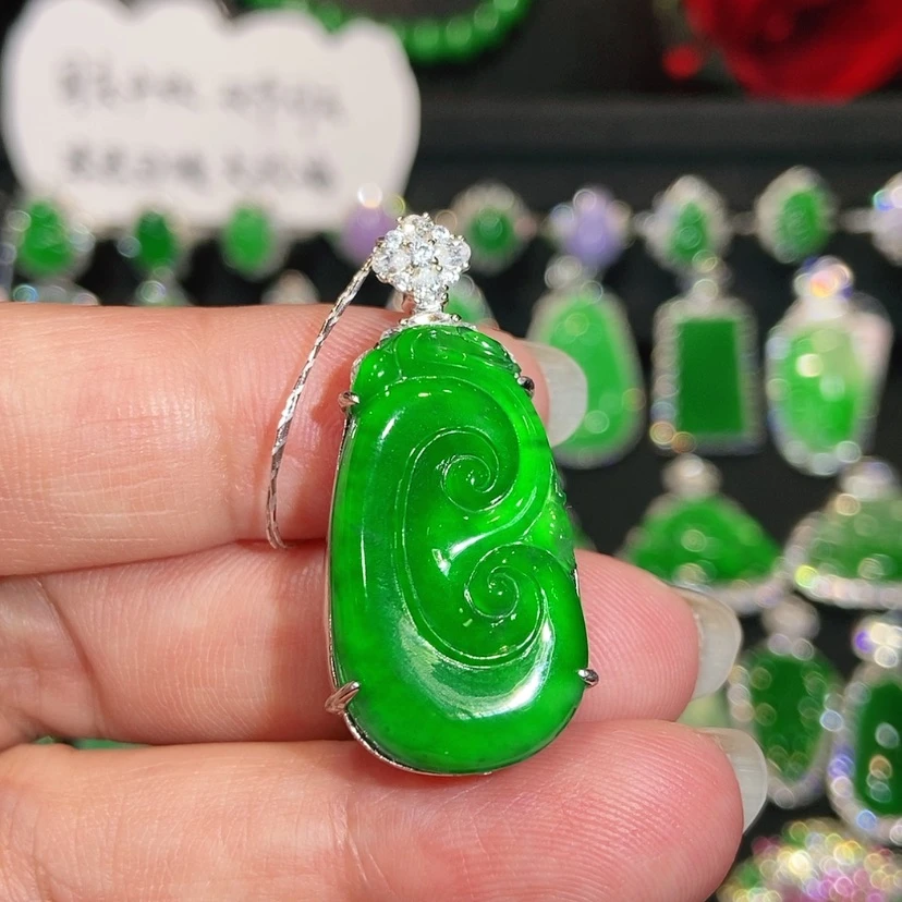 【闪购商品】颈饰未镶嵌翡翠天然翡翠