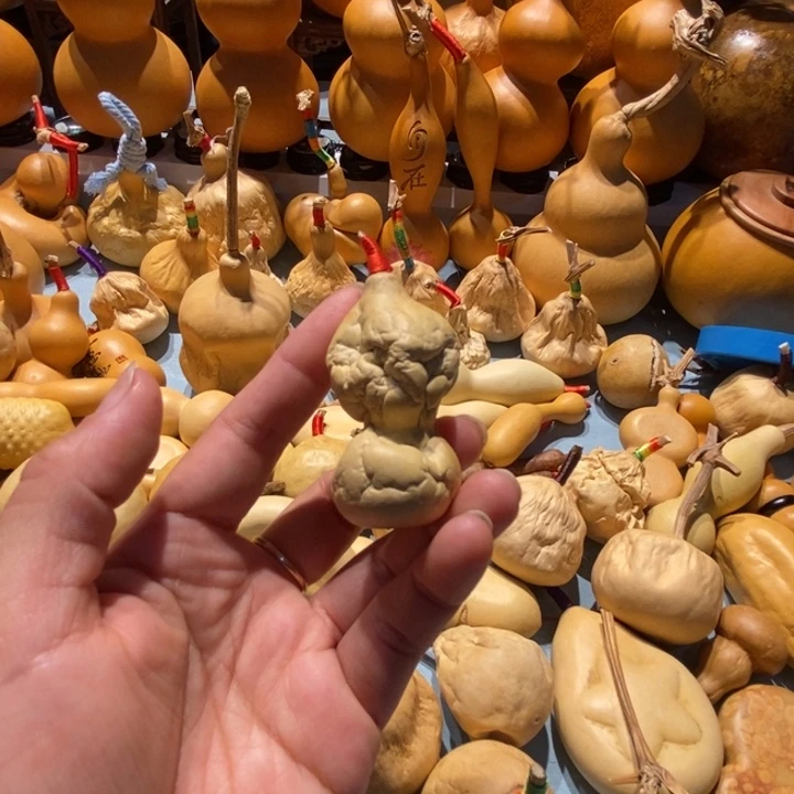 我***檬葫芦村等自然村落为一体