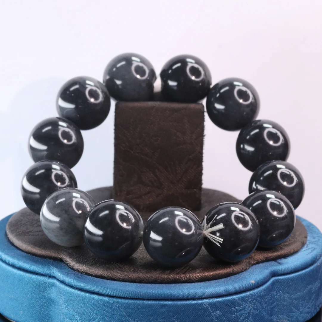 8和田玉青花手串/600511保利厦门拍卖