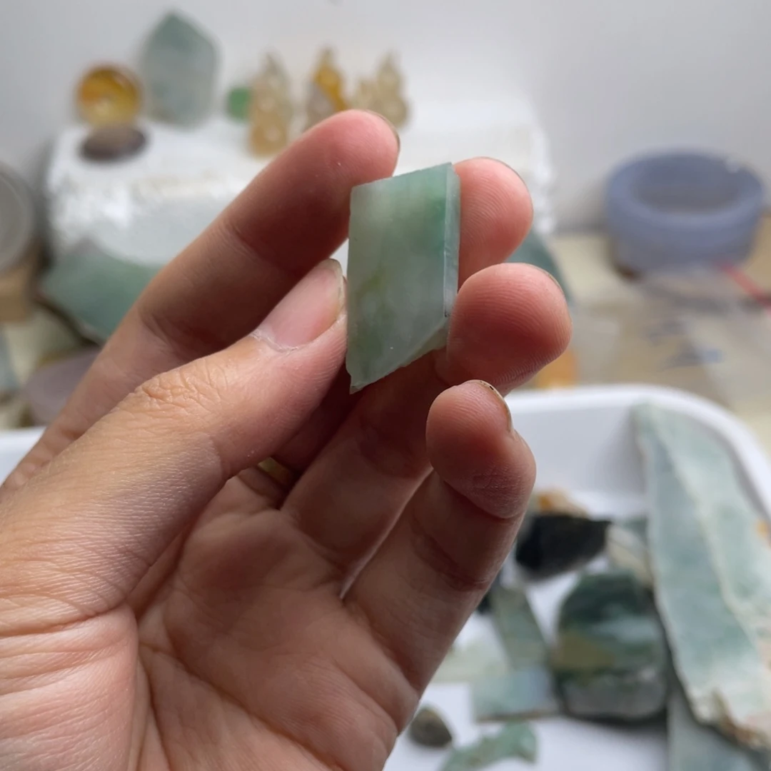 翡翠裸石翡翠边角