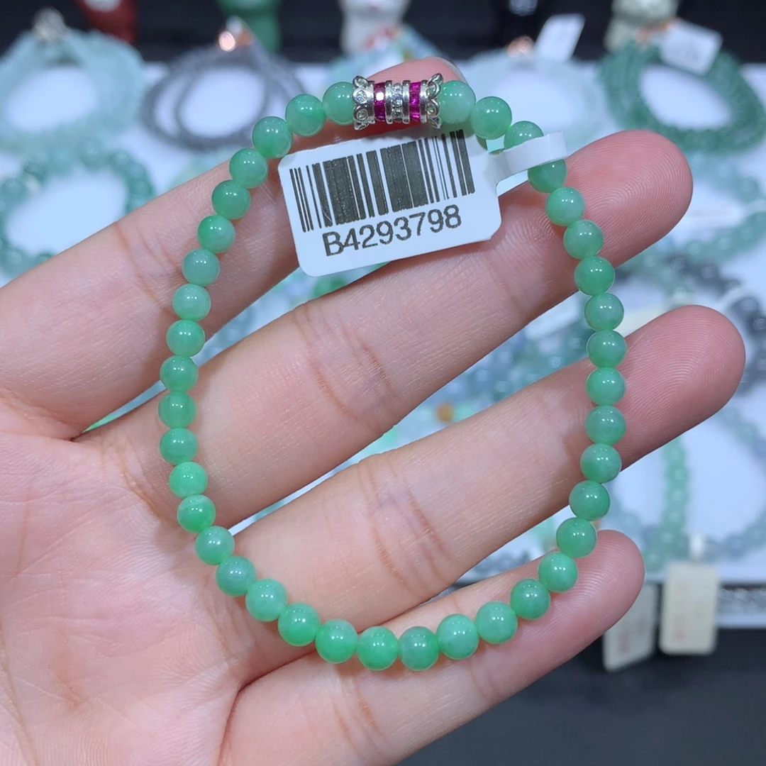 未镶嵌手串翡翠天然