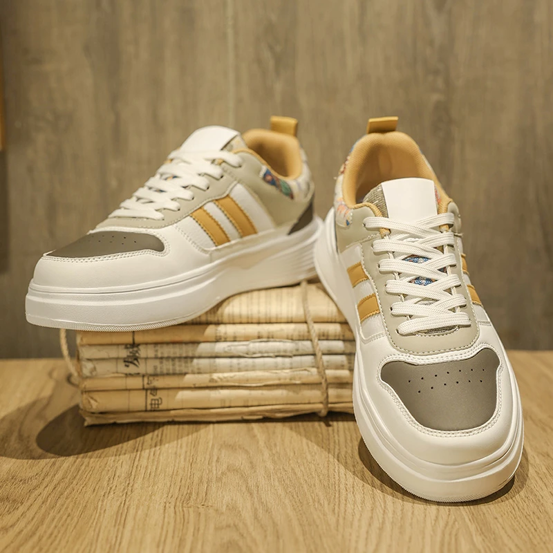 男鞋秋季新款时尚透气百搭增高小白鞋青少年软底轻便运动休闲板鞋