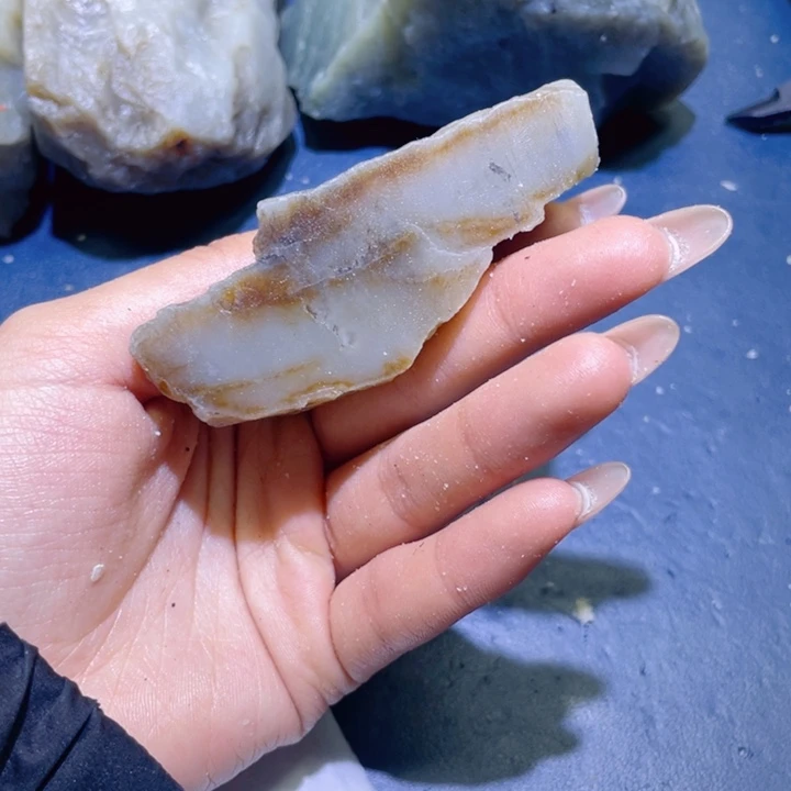 和田玉未镶嵌珠宝半成品