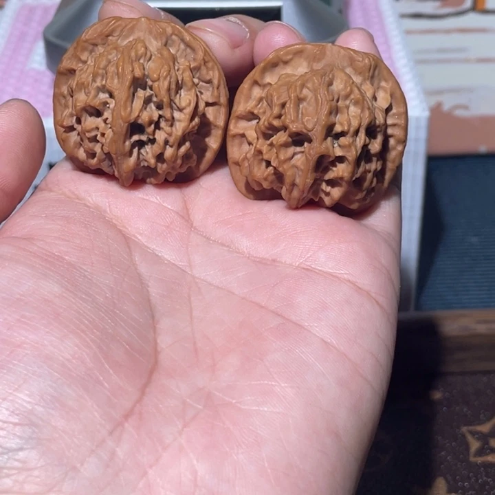 文玩核桃吊坠天地