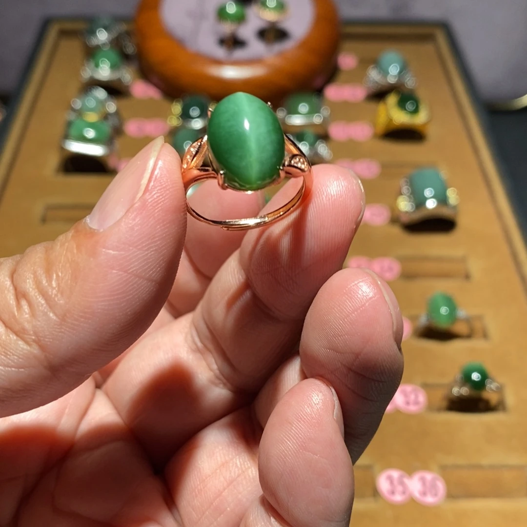 和田玉未镶嵌戒指