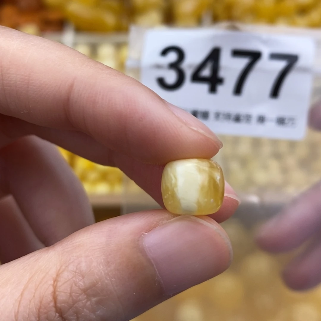未镶嵌蜜蜡珠宝奇石10