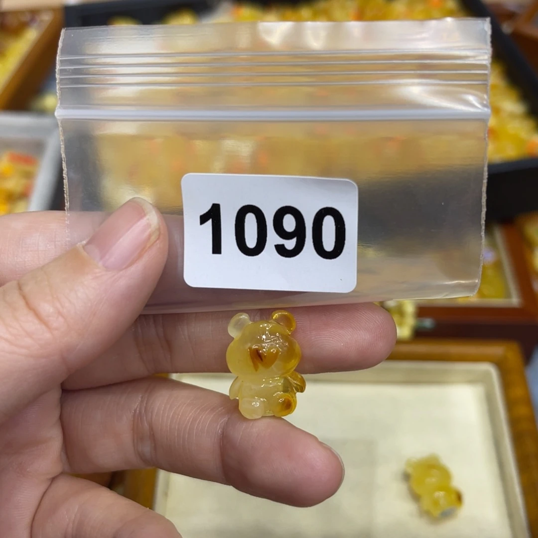 琥珀珠宝奇石未镶嵌