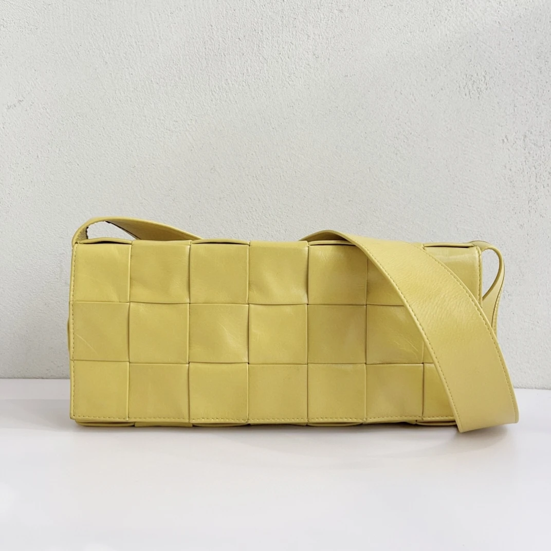 99新 BOTTEGA VENETA/葆蝶家 蔚蓝/黄色21格编织 豆腐包 北京