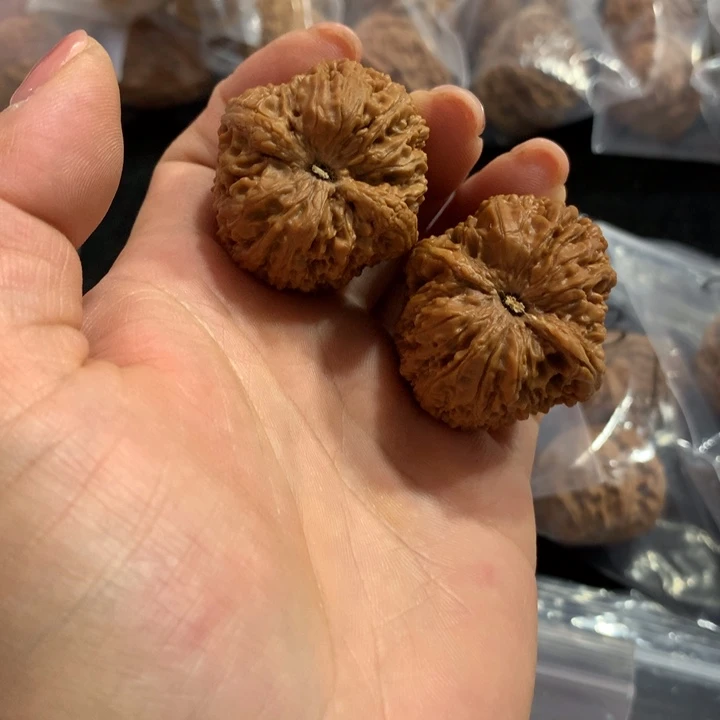 猴头核桃吊坠蒜头69