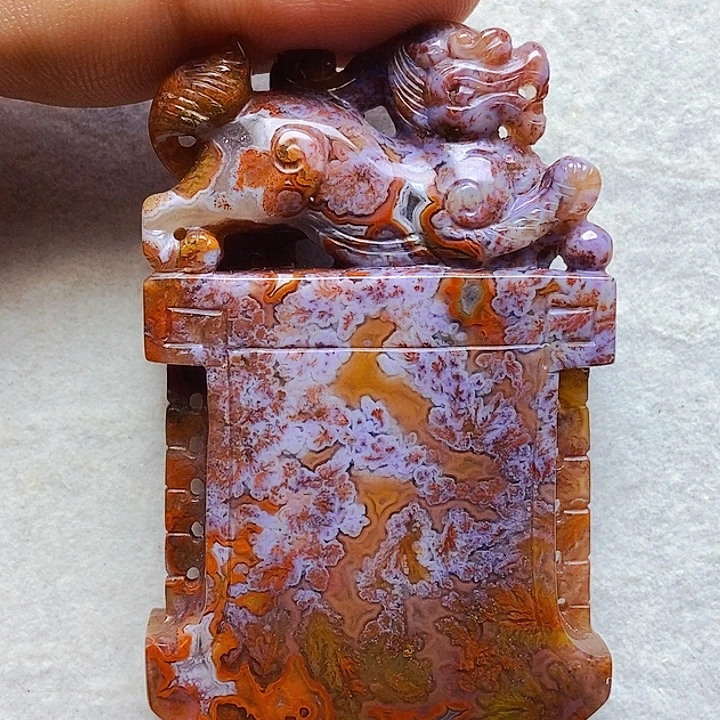 未镶嵌颈饰玛瑙/玉髓