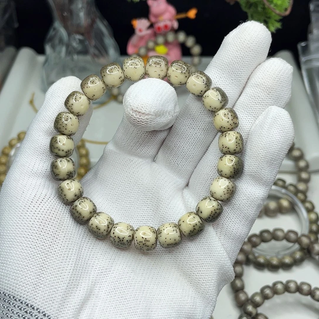 手串星月菩提10mm 绿包白牛眼