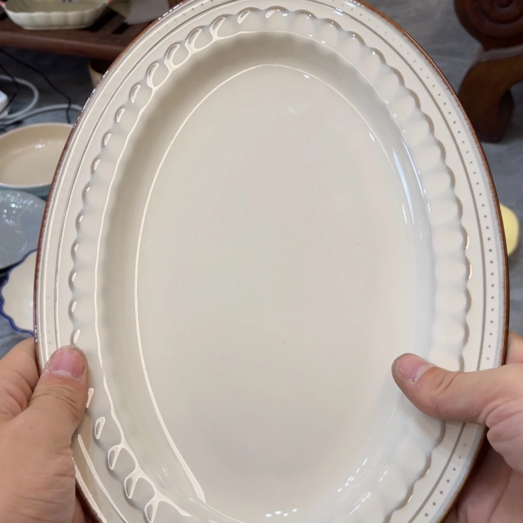 陶瓷微瑕餐具介意勿拍，满18飞！