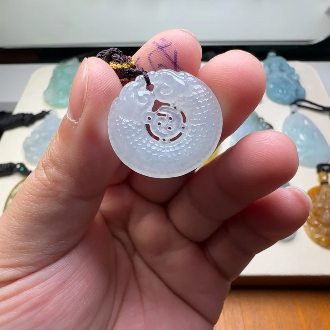 翡翠未镶嵌颈饰天然缅甸翡翠A货