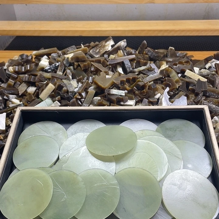 俊***才和田玉（糖玉）未镶嵌珠宝半成品