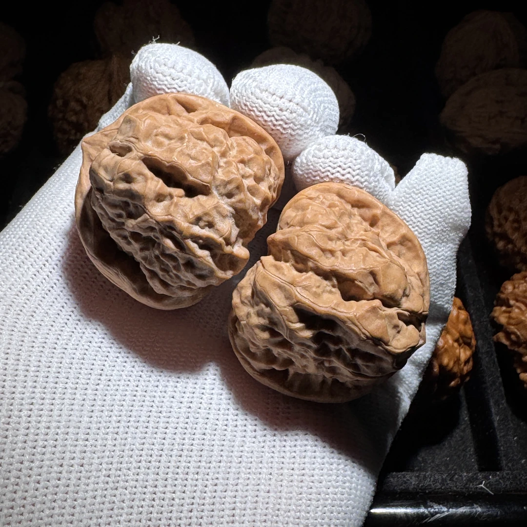 293龟背开背水晶金蟾蛤蟆头文玩核桃 尺寸:边38肚41高33