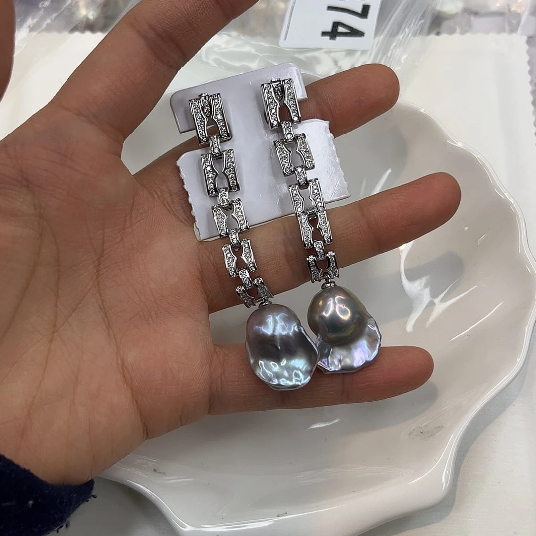 淡水珍珠耳饰合金