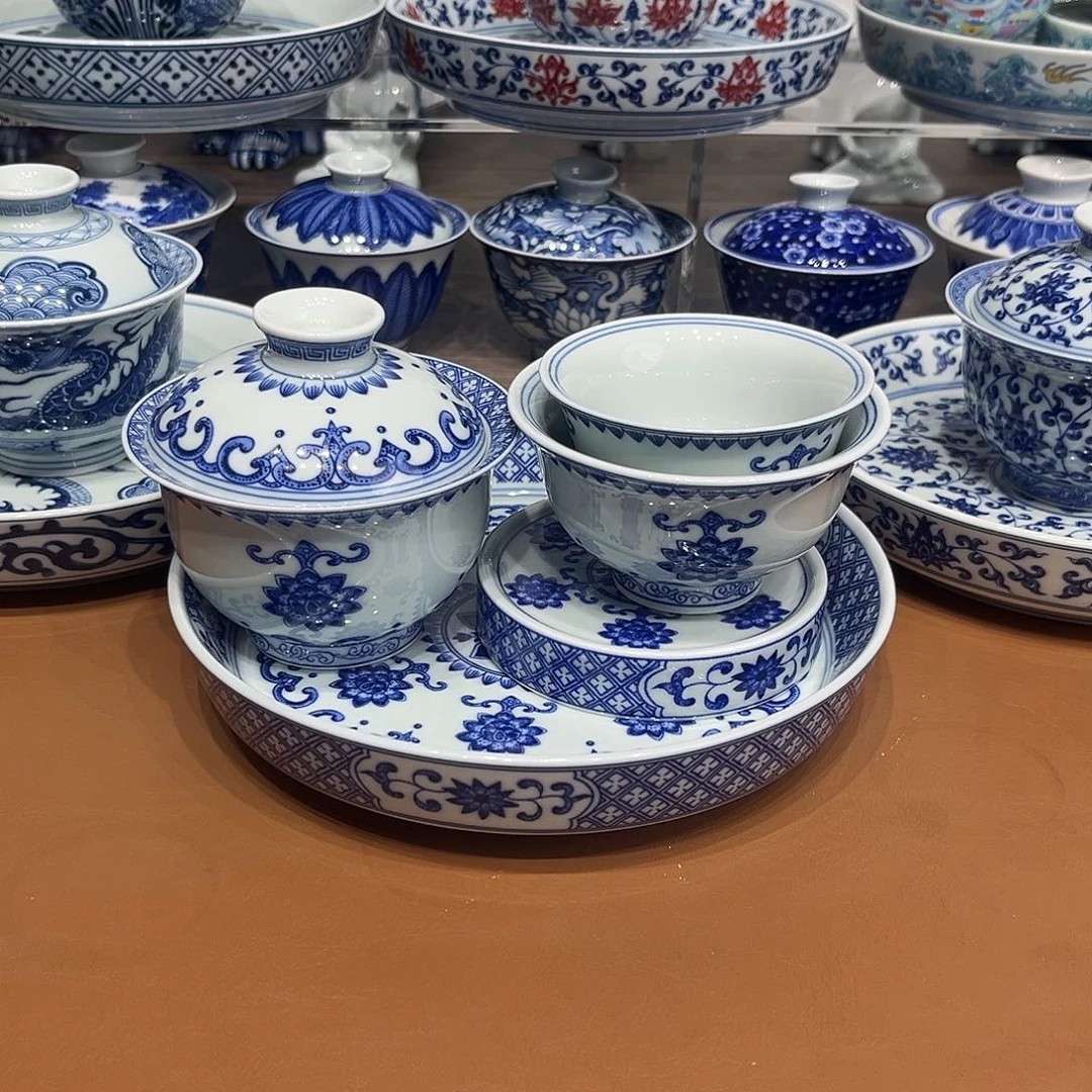 l***u青花莲花宝相五件套