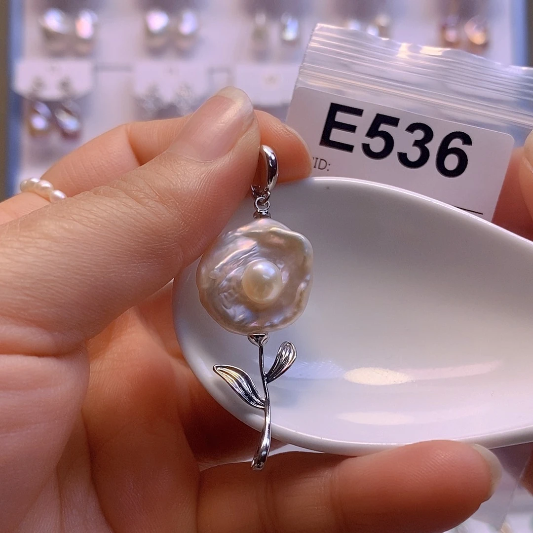 淡水珍珠颈饰未镶嵌