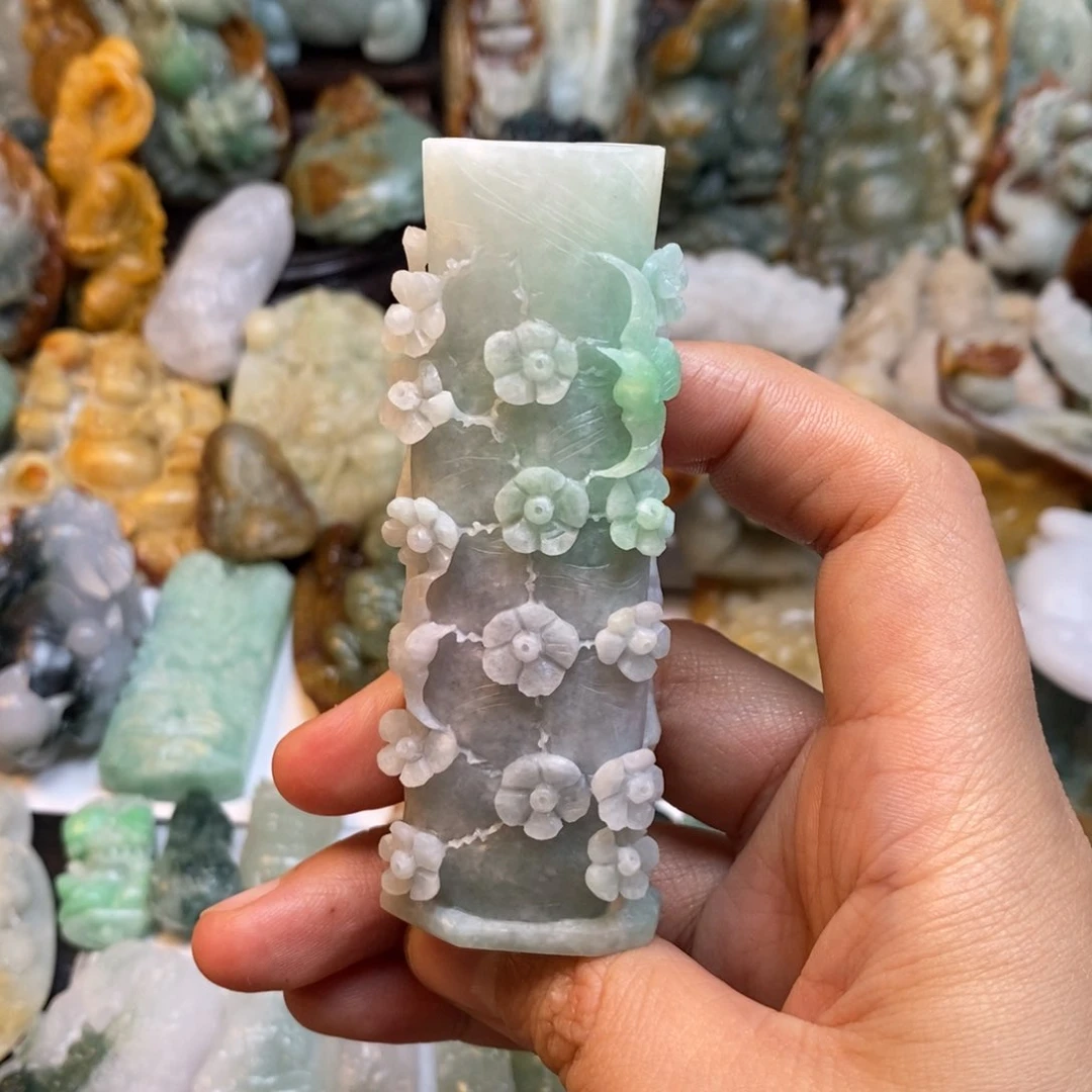 定制翡翠未镶嵌是*啊特色