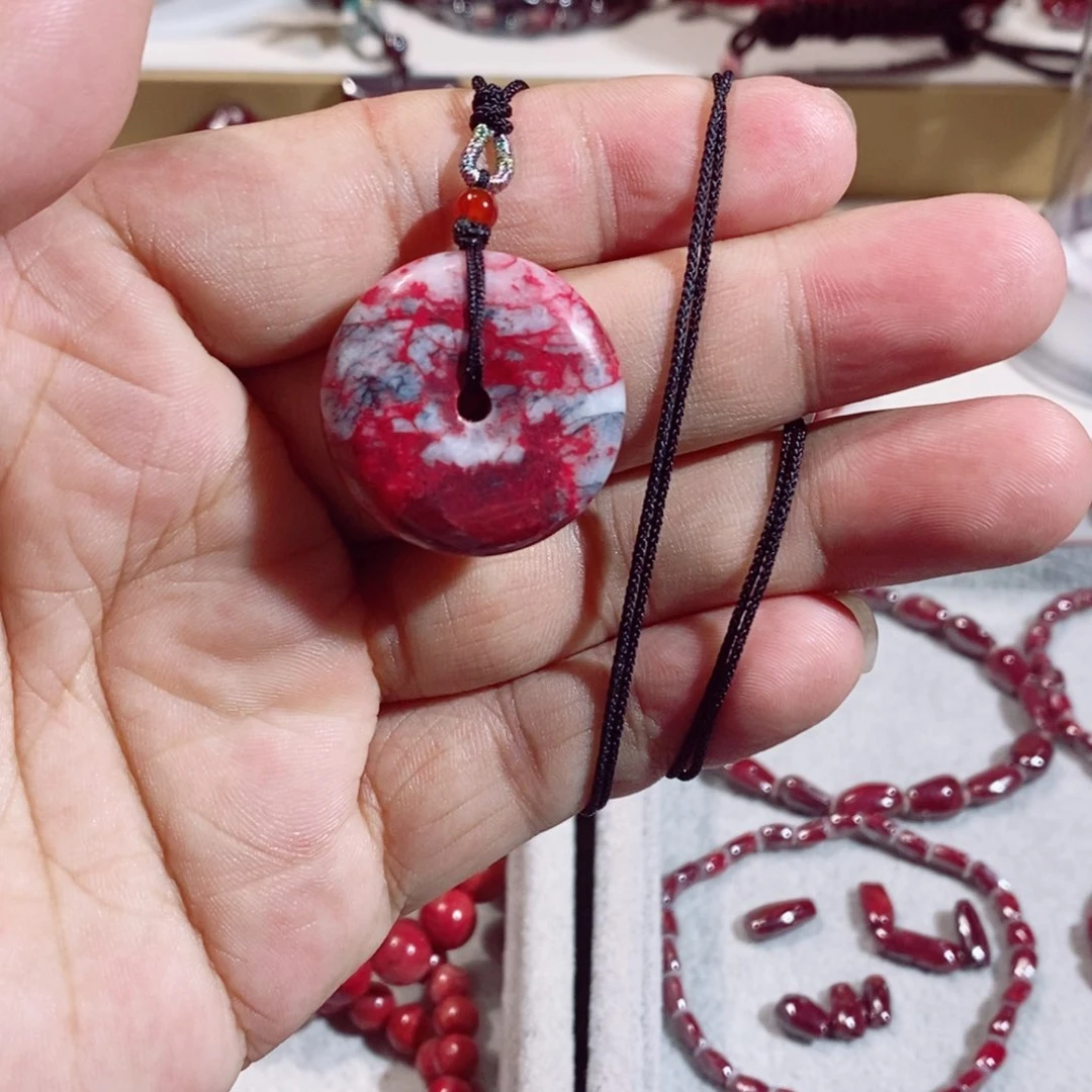 天然辰砂原石平安扣