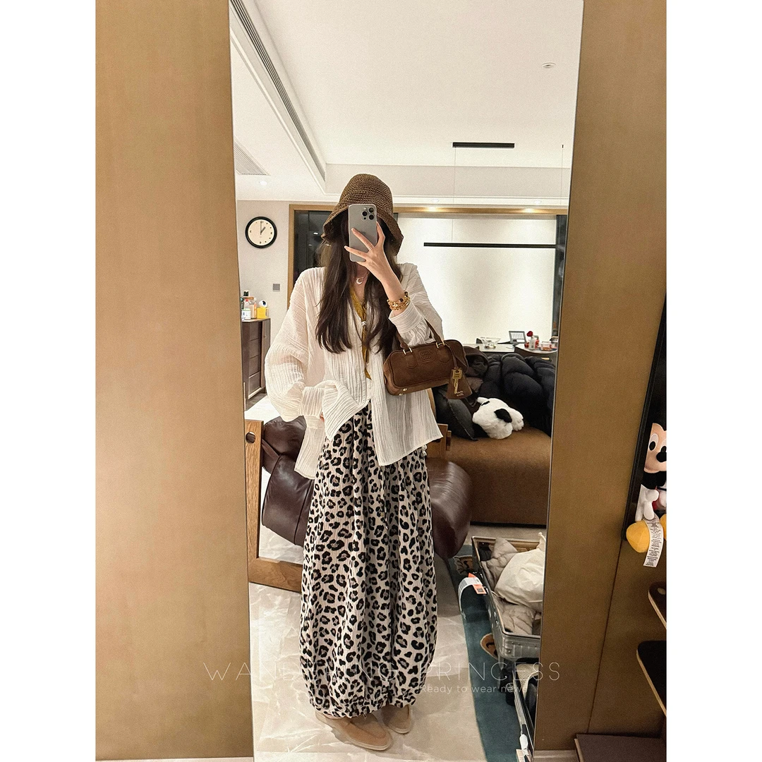 钱美西 冰感轻盈 天然肌理V领花边开衫慵懒长袖百搭罩衫M02462