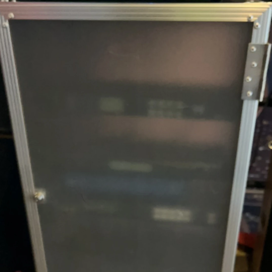 音响机柜一个，不包邮