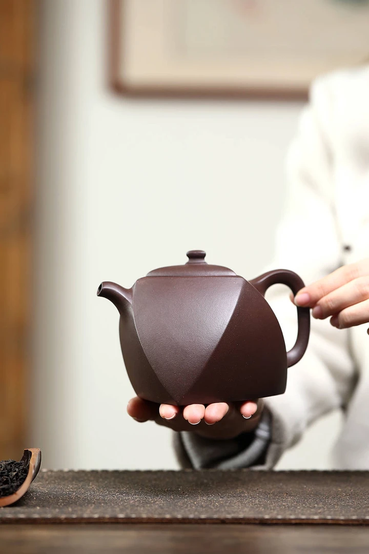 【弦儒无方】宜兴原矿老紫泥全手工制重工方器500cc大容量紫砂壶