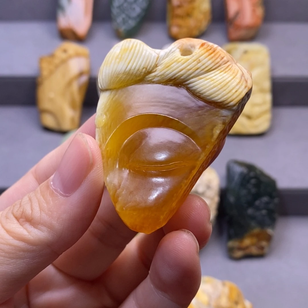 未镶嵌岫玉颈饰挂件