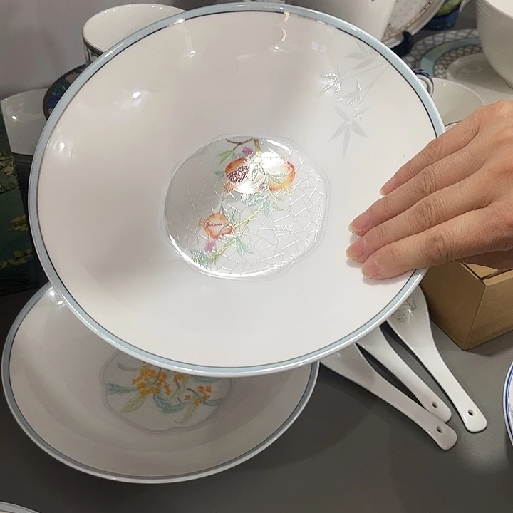 瓷片微瑕骨瓷盘两只装石榴