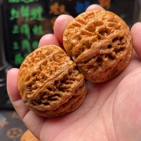 文玩核桃把件粗筋