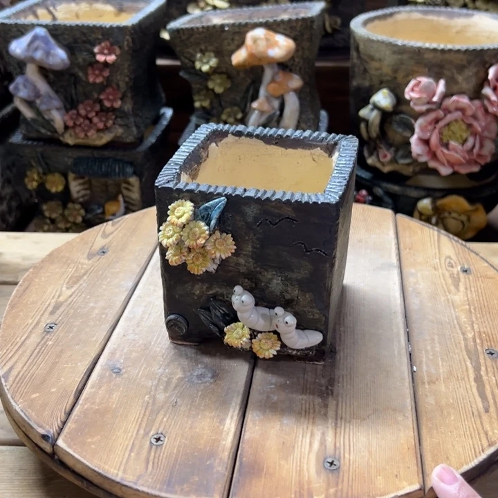 青藤多肉花盆百搭