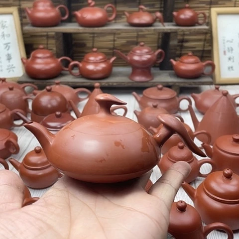 潮州朱泥手拉壶飞碟壶
