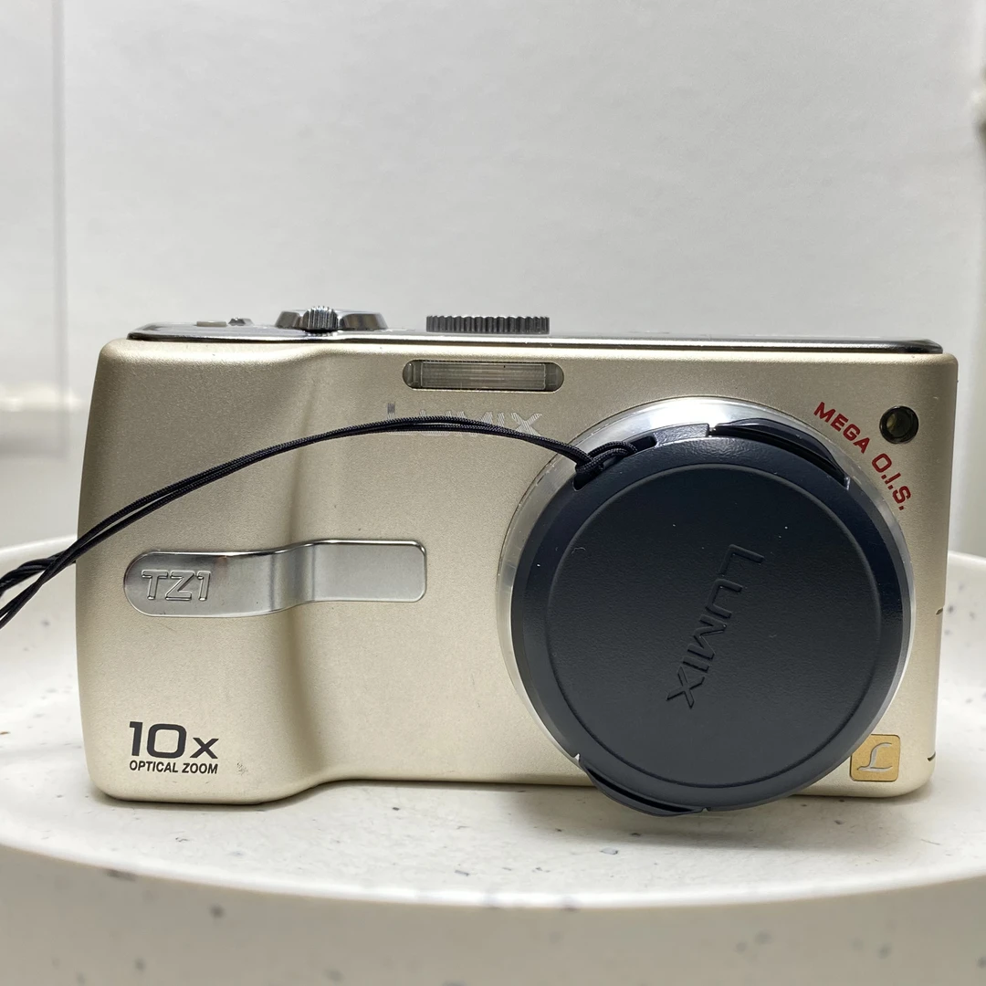 9新 Panasonic/松下 索尼TZ1日版徕卡镜头500万像素10倍小长焦ccd
