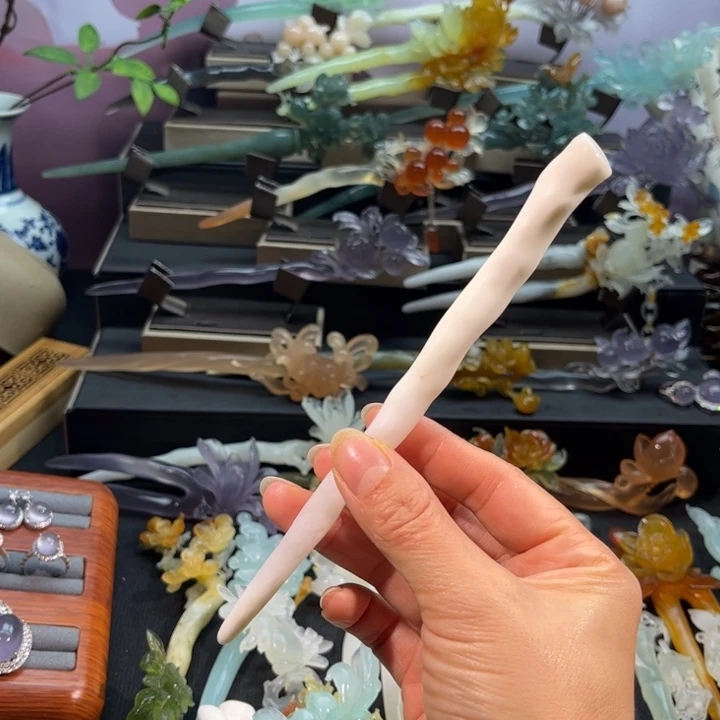 蛇纹石玉未镶嵌发饰