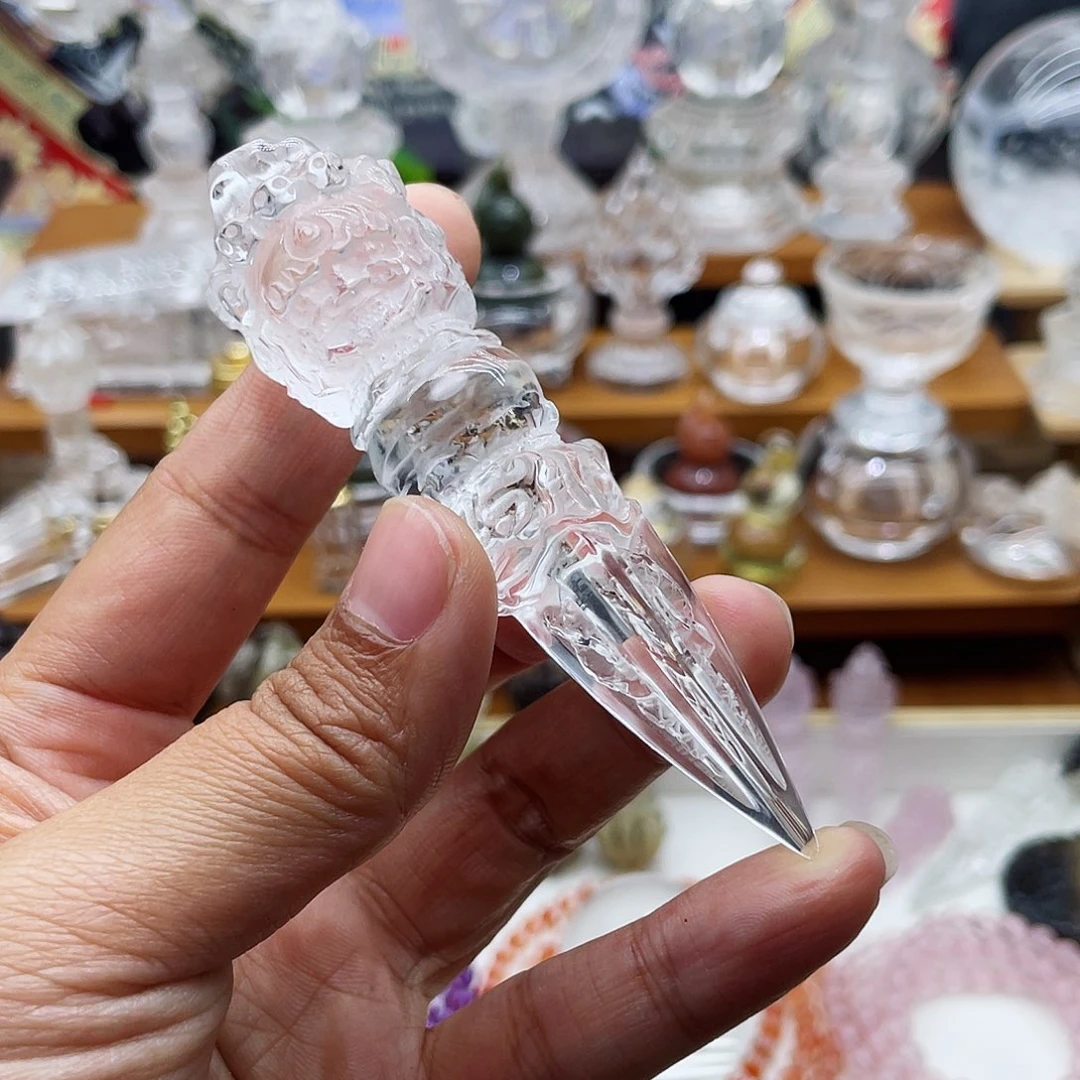 水晶颈饰未镶嵌赵****?吊坠