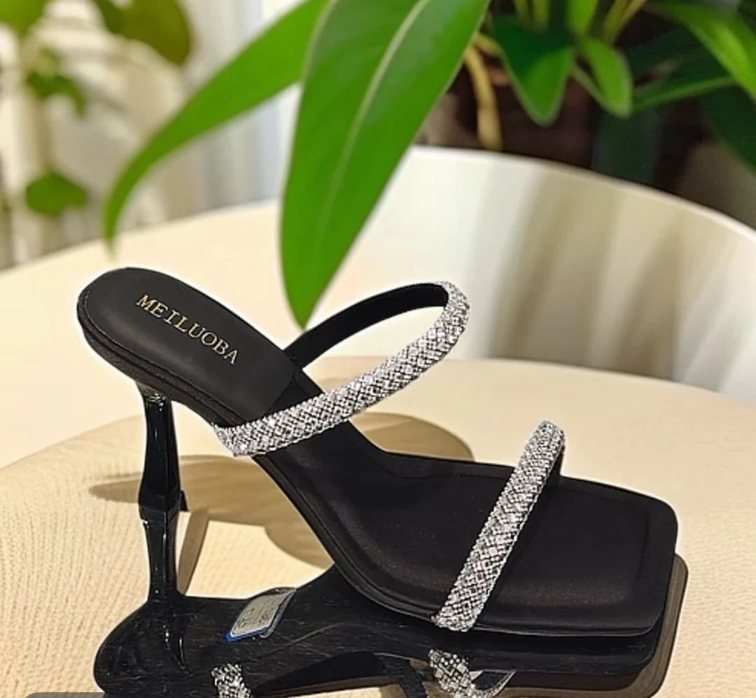 701-2黑色（6.5厘米）细跟高跟鞋